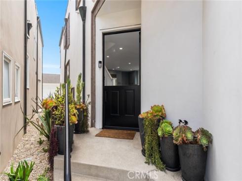 332 L Street, Newport Beach, CA