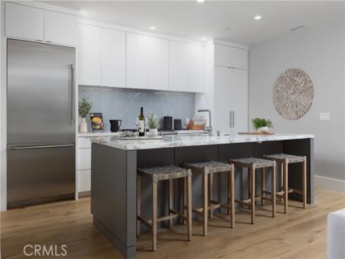 502 W Balboa Boulevard, Newport Beach, CA