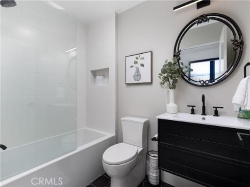 502 W Balboa Boulevard, Newport Beach, CA