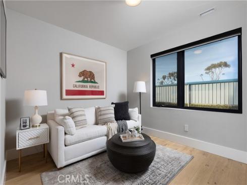 502 W Balboa Boulevard, Newport Beach, CA