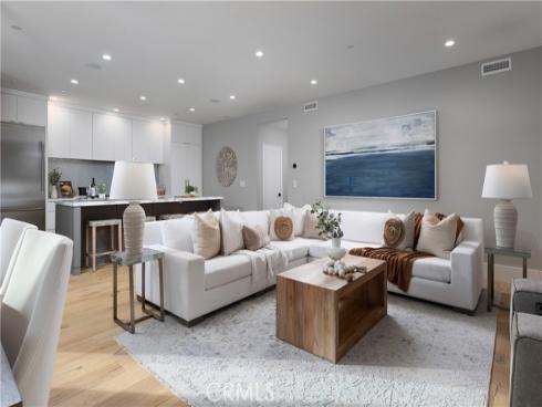 502 W Balboa Boulevard, Newport Beach, CA