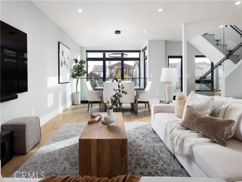 502 W Balboa Boulevard, Newport Beach, CA