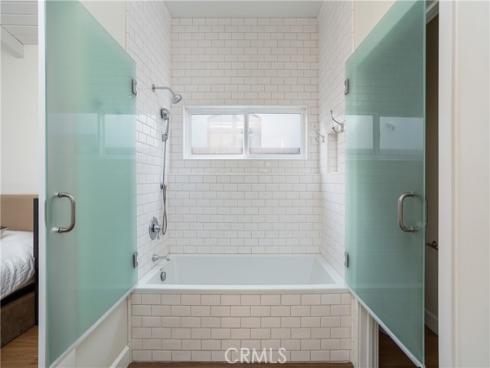 1307 Oxford Lane, Newport Beach, CA