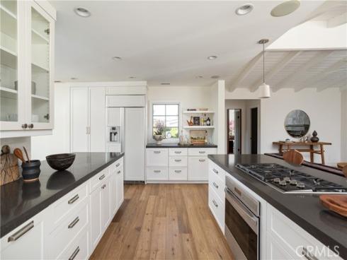 1307 Oxford Lane, Newport Beach, CA