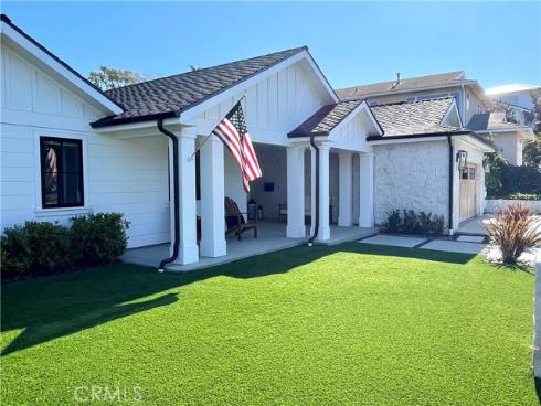 726 Bison Avenue, Newport Beach, CA