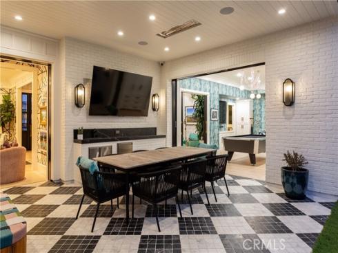 1110 Kings Road, Newport Beach, CA