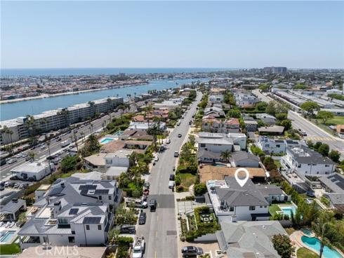 1110 Kings Road, Newport Beach, CA