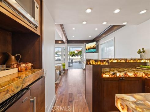 218 Evening Star Lane, Newport Beach, CA