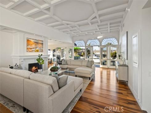 218 Evening Star Lane, Newport Beach, CA