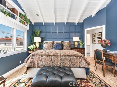 105  Via Waziers  , Newport Beach, CA