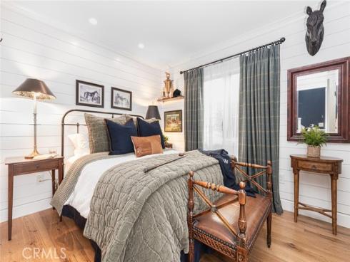 105  Via Waziers  , Newport Beach, CA