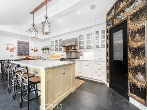 105  Via Waziers  , Newport Beach, CA