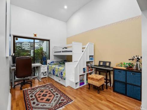 270 Cagney Ln 315 , Newport Beach, CA