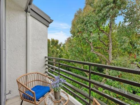 270 Cagney Ln 315 , Newport Beach, CA