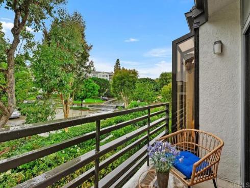 270 Cagney Ln 315 , Newport Beach, CA