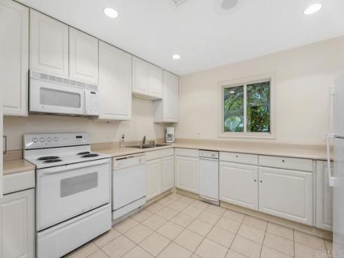 270 Cagney Ln 315 , Newport Beach, CA