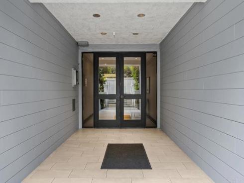 270 Cagney Ln 315 , Newport Beach, CA