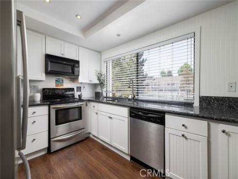 1 Robon 1 Court, Newport Beach, CA