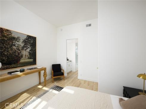 47 Southampton Court, Newport Beach, CA