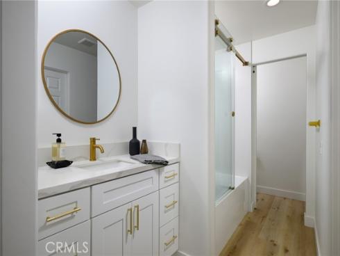 47 Southampton Court, Newport Beach, CA