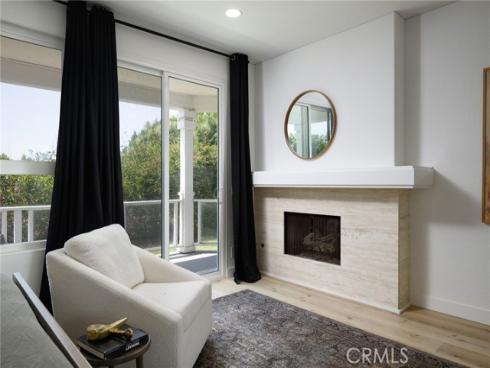 47 Southampton Court, Newport Beach, CA