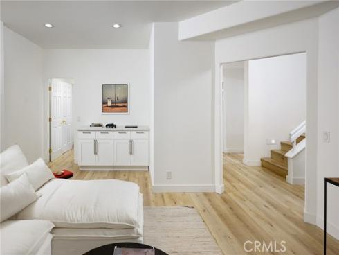 47 Southampton Court, Newport Beach, CA