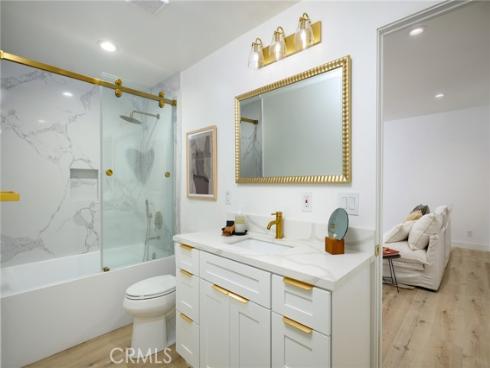 47 Southampton Court, Newport Beach, CA