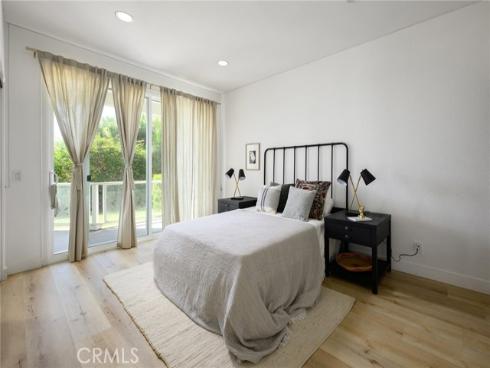 47 Southampton Court, Newport Beach, CA