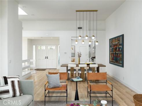 47 Southampton Court, Newport Beach, CA