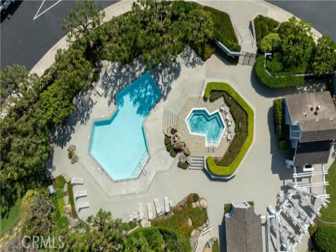 47 Southampton Court, Newport Beach, CA