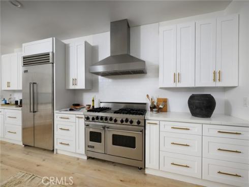 47 Southampton Court, Newport Beach, CA