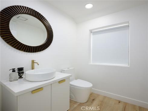 47 Southampton Court, Newport Beach, CA