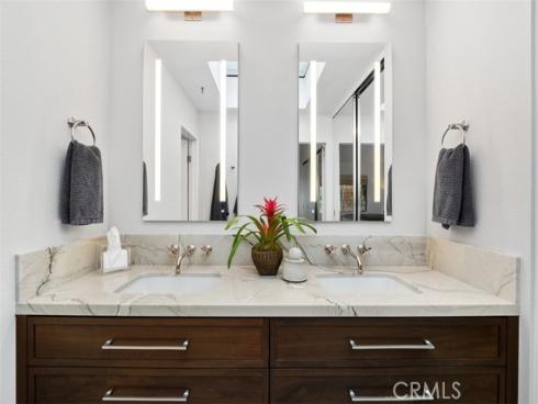 7 Canyon Island Drive, Newport Beach, CA