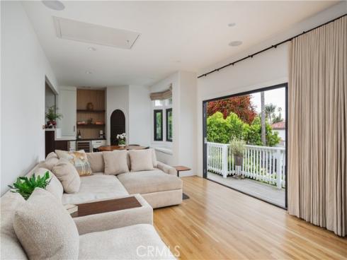 425 Tustin Avenue, Newport Beach, CA