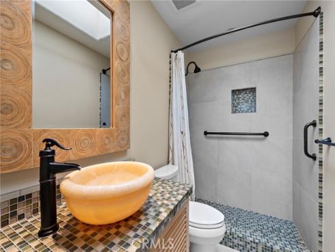 1623 W Balboa Boulevard, Newport Beach, CA