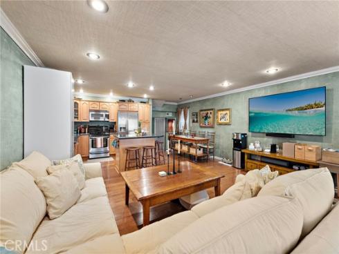 1623 W Balboa Boulevard, Newport Beach, CA