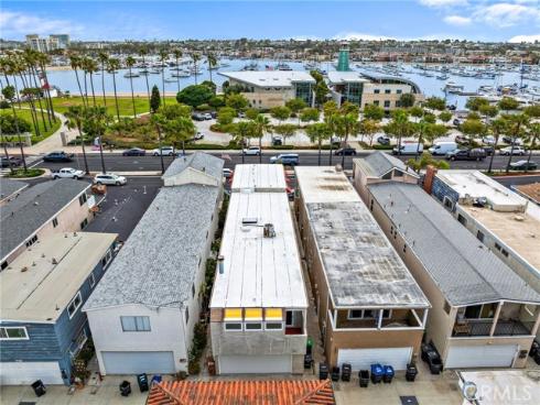 1623 W Balboa Boulevard, Newport Beach, CA