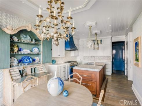 505 W Edgewater Avenue, Newport Beach, CA