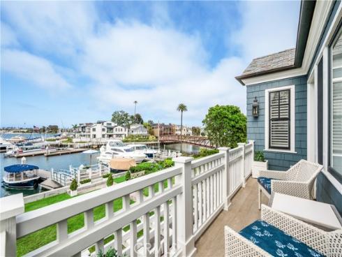 505 W Edgewater Avenue, Newport Beach, CA