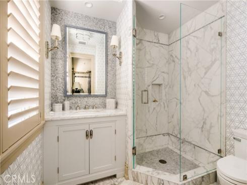 505 W Edgewater Avenue, Newport Beach, CA