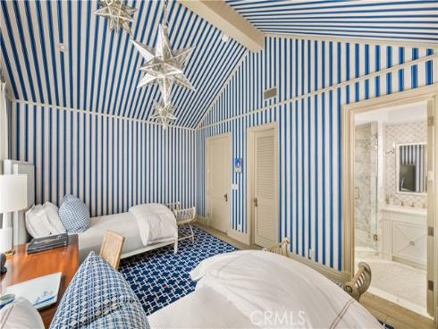 505 W Edgewater Avenue, Newport Beach, CA