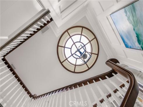 505 W Edgewater Avenue, Newport Beach, CA