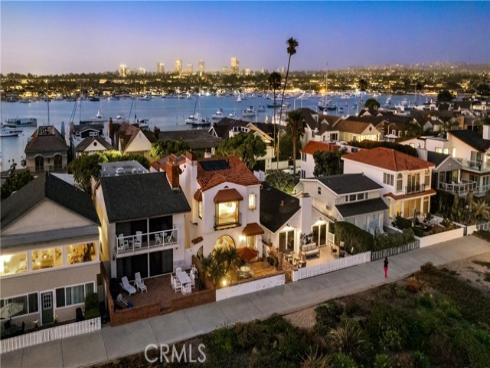1305 E Balboa   Boulevard, Newport Beach, CA