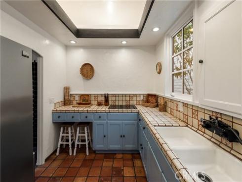 1305 E Balboa   Boulevard, Newport Beach, CA