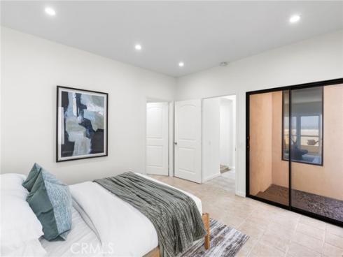 3012 W Oceanfront  , Newport Beach, CA