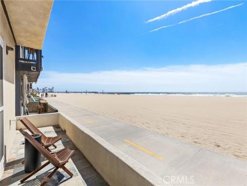3012 W Oceanfront  , Newport Beach, CA
