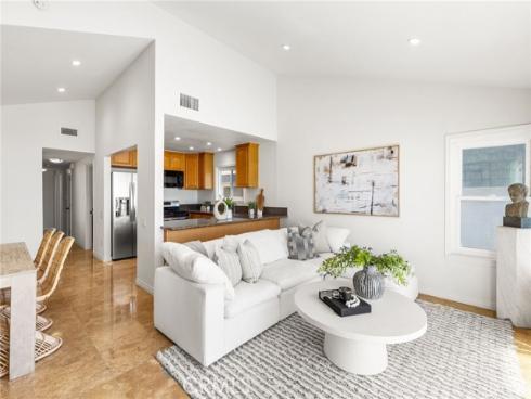 3012 W Oceanfront  , Newport Beach, CA