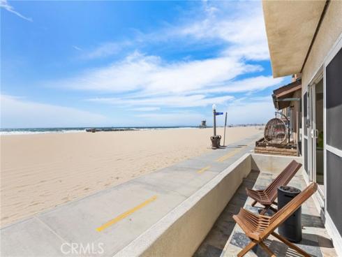 3012 W Oceanfront  , Newport Beach, CA