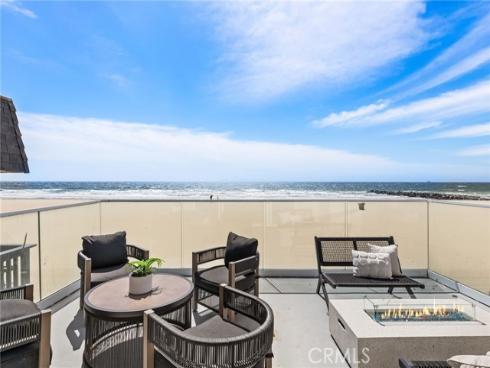 3012 W Oceanfront  , Newport Beach, CA