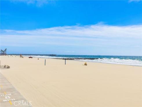 3012 W Oceanfront  , Newport Beach, CA